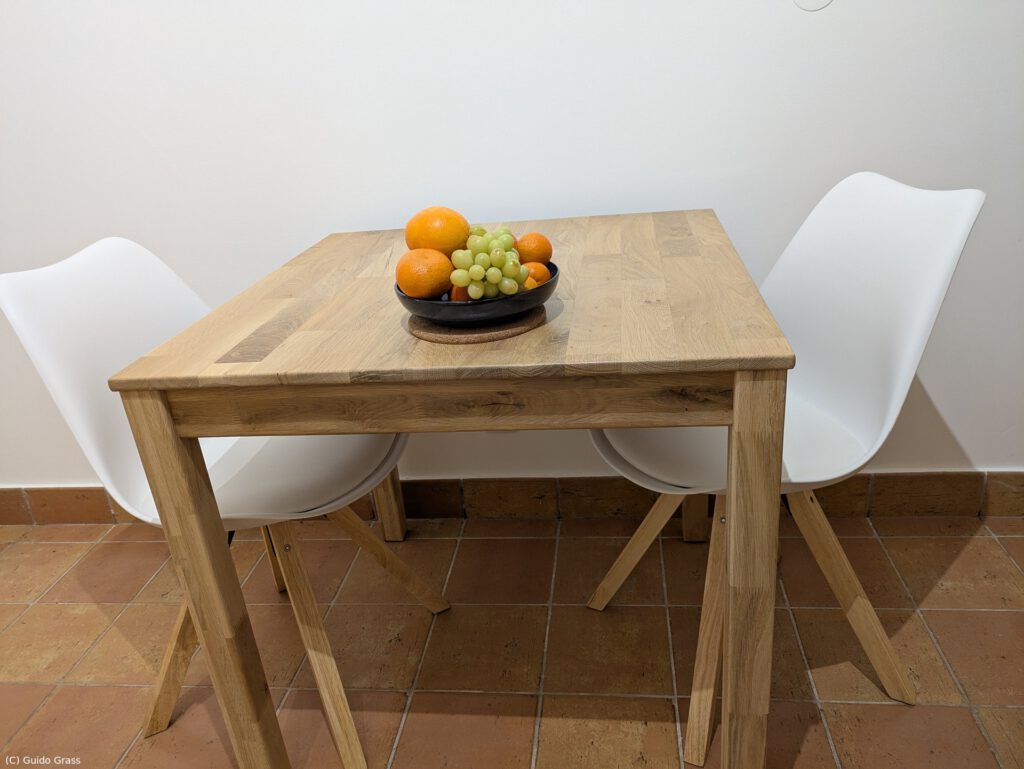 Kitchen table