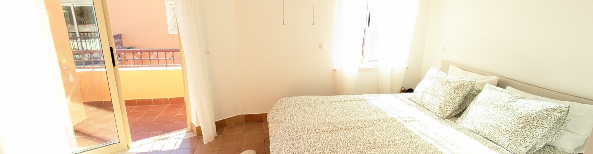 Bedroom with double bed